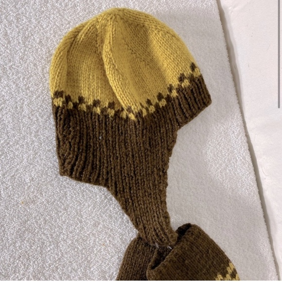 Vintage Handmade Brown Mustard Crochet Knit Winter Hat And Mitts Combo - Picture 2 of 11
